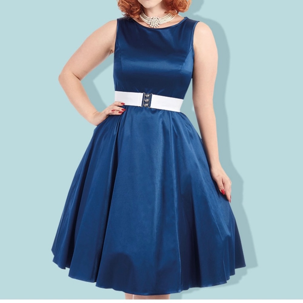 Lady Vintage London Hepburn plain Navy dress UK 20/US16